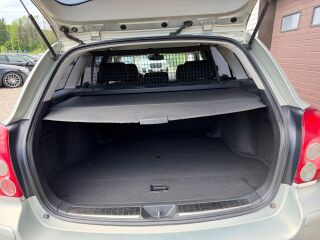 Toyota Avensis Wagon Linea Sol 2.0 108kW