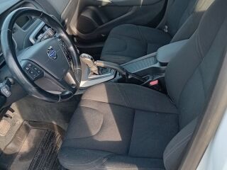 Volvo V40 1.6 84кВ
