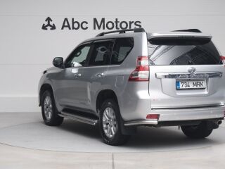 Toyota Land Cruiser Executive Luxury 2.8 130kW