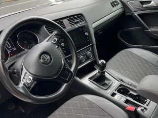 Volkswagen Golf 1.5 96кВ