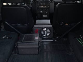 Land Rover Defender 2.4 90kW