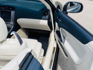 Lexus IS 250C Luxury cabrio 2.5