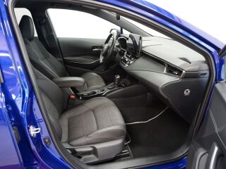Toyota Corolla Active Plus 1.8 72кВ