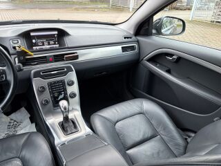 Volvo V70 Momentum 2.0 R5 D4 120kW