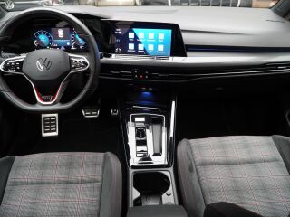 Volkswagen Golf GTI 2.0 180kW