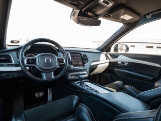 Volvo XC90 2.0 165kW