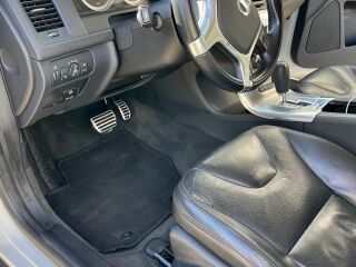 Volvo XC60 R-Design 2.4 D5 TDI 158kW
