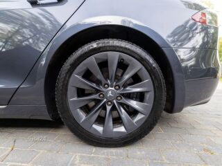 Tesla Model S Long Range Dual Motor 398 kW 398kW