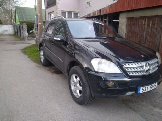 Mercedes-Benz ML 320 3.0 165kW