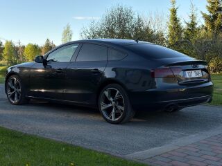 Audi A5 S-line 3.0 176kW