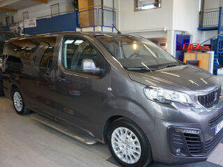 Peugeot Traveller Shuttle BlueHDi 180 XL 1+7 Matalalattia  2.0 R4 HDI 130кВ
