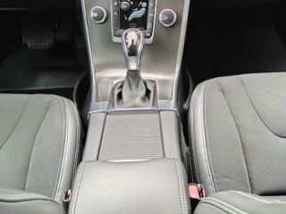 Volvo XC60 Momentum AWD MY15 2.4 D4 133кВ