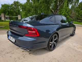 Volvo S90 2.0 173kW