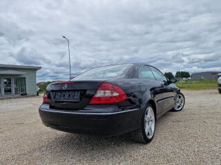 Mercedes-Benz CLK 220 AVANTGARDE 2.2 R4 CDI 110kW