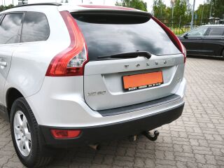 Volvo XC60 MOMENTUM 2.4 120kW