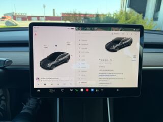 Tesla Model 3 Long Range AWD 153kW