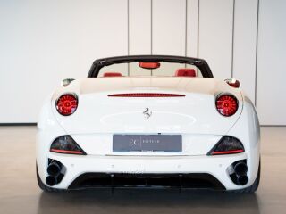 Ferrari California 4.3 V8 338kW