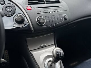 Honda Civic 1.8 103kW
