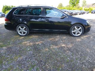 Volkswagen Golf Exclusive 2.0 103kW