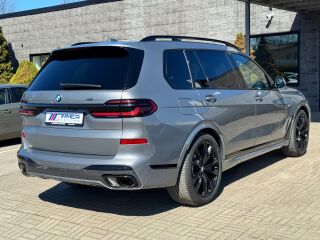 BMW X7 xDrive40d MHEV M-Sportpakett Pro LCi 3.0 259kW