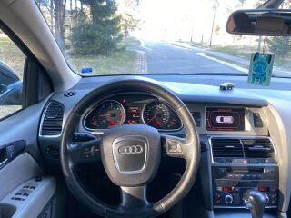 Audi Q7 3.0 171кВ