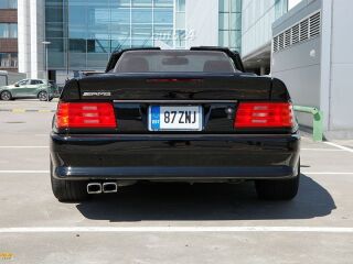 Mercedes-Benz SL 600 AMG 6.0 V12 324kW