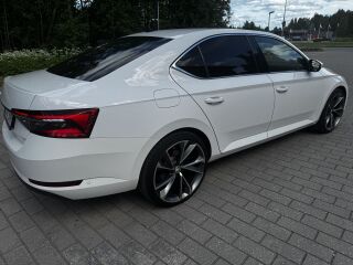 Skoda Superb 2.0 110kW