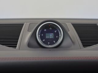 Porsche Macan Turbo model year 2017 3.6 294kW