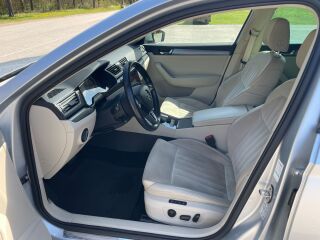 Skoda Superb 2.0 110kW