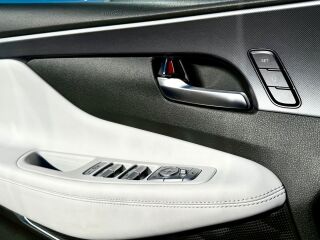 Hyundai Santa Fe Calligraphy Hybrid 4WD 1.6 132kW
