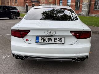 Audi S7 V8 331kW