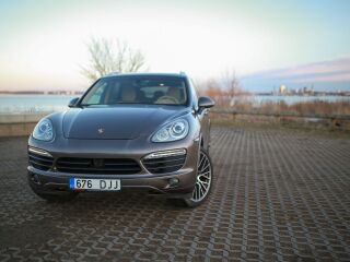 Porsche Cayenne S 4.8 V8 294kW