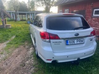 Subaru Legacy 2.0 110kW