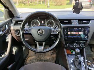 Skoda Octavia Scout 2.0 135kW