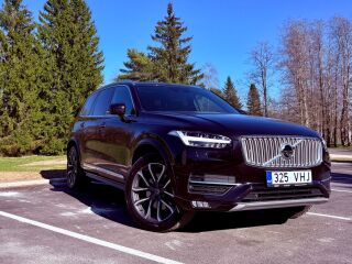Volvo XC90 AWD LUX INSCRIPTION XENIUM PRO MY2017 2.0 173kW
