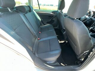 Volkswagen Golf IQ Drive 2.0 110kW