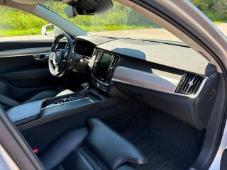 Volvo V90 2.0 140kW