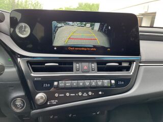 Lexus ES 300h 131kW
