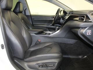 Toyota Camry Luxury Business 2.5 131кВ