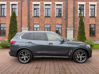 BMW X5 3.0 195kW