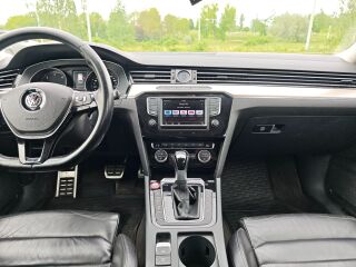 Volkswagen Passat 2.0 140kW
