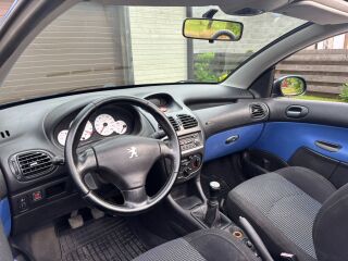 Peugeot 206 CC 1.6 80кВ