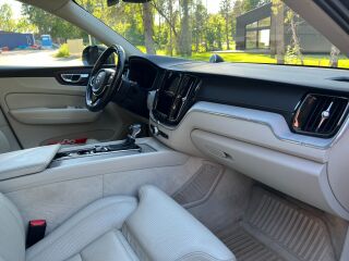 Volvo XC60 AWD Inscription B&W D5 2.0 173kW