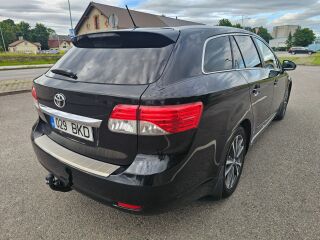 Toyota Avensis Linea Sol 2.2 110kW
