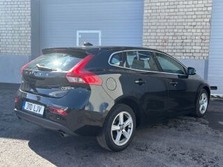 Volvo V40 2.0 110кВ