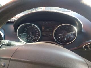 Mercedes-Benz ML 320 3.0 165kW