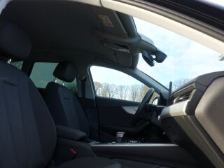 Audi A4 Avant 40 EU6 2.0 R4 TDI 140кВ