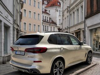 BMW X5 M 50 3.0 294кВ
