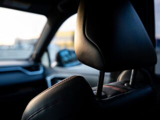 Toyota RAV4 Premium 2.5 221kW
