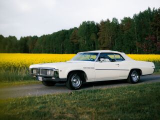 Buick LeSabre Custom 7.5 V8 275kW